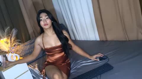 maliacollins online show from 07-29-26, 04:38