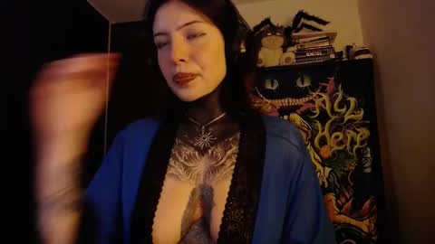 Alice Asylum online show from 11-03-25, 03:52