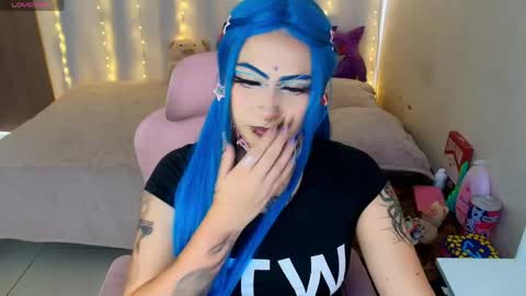 maliciaxpoison online show from 04-07-26, 09:37