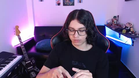 Snapshot of malik_harrison_ chatting on 03-06-25, 05:00 Malik online show from 03-06-25, 05:00