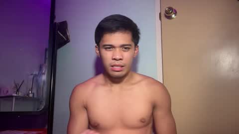 Snapshot of malikgray chatting on 10-15-25, 11:16 Malik online show from 10-15-25, 11:16