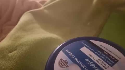 Snapshot of malincik chatting on 09-10-25, 02:55 HornyJohny online show from 09-10-25, 02:55