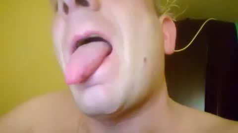 malinowy85 online show from 02-25-25, 07:42