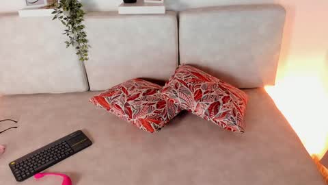 Snapshot of malka_burning chatting on 02-07-25, 03:01 Malka online show from 02-07-25, 03:01