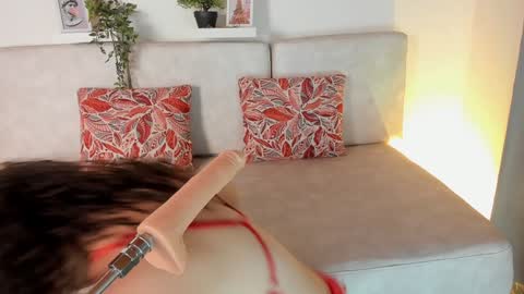 Snapshot of malka_burning chatting on 02-07-25, 11:34 Malka online show from 02-07-25, 11:34