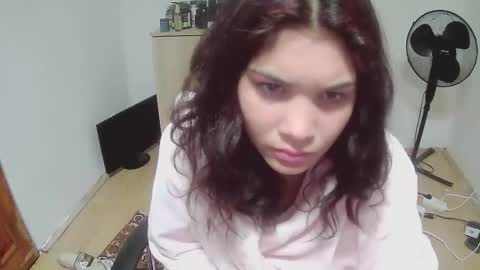 mallorymyersx online show from 10-22-25, 07:46