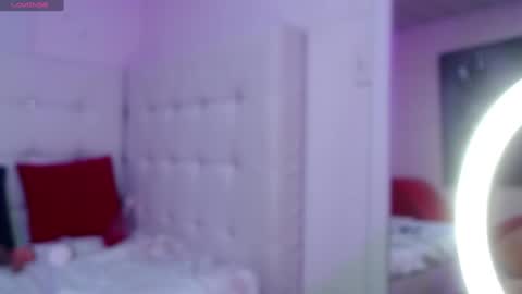 Snapshot of malory_cortez chatting on 01-04-25, 01:21 Malory online show from 01-04-25, 01:21