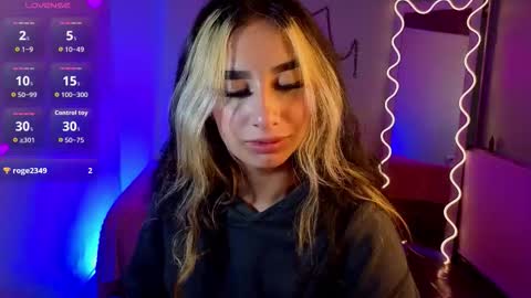 Malory  online show from 10-23-25, 07:23