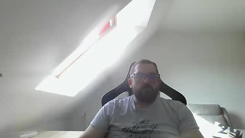 breton online show from 02-24-25, 02:15