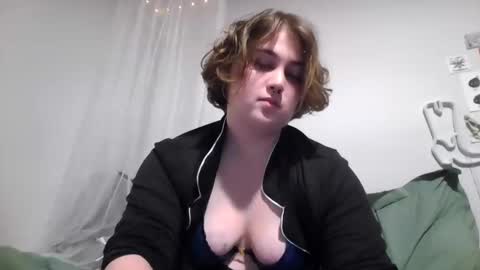 Mal online show from 01-04-25, 01:52