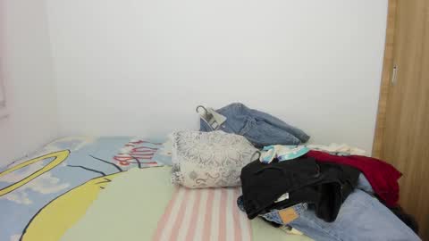 instagram  nueela   online show from 02-16-26, 11:12