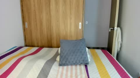 Snapshot of malucam_06 chatting on 06-19-26, 07:17 instagram nueela online show from 06-19-26, 07:17