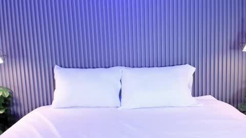 Malu online show from 10-22-25, 05:02