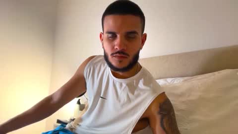 maluma09 online show from 11-06-25, 08:26