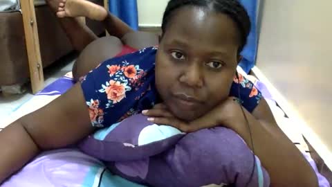 mamasita2023 online show from 10-27-25, 07:40