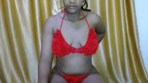 Snapshot of mamasita_xola chatting on 03-05-25, 01:42 melanie online show from 03-05-25, 01:42