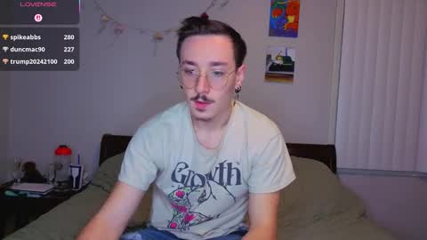 MamiCloudz online show from 11-13-25, 01:37