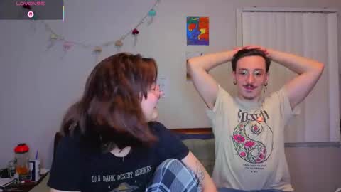 MamiCloudz online show from 11-15-25, 01:36