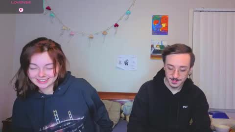 MamiCloudz online show from 12-20-25, 02:40