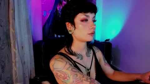   online show from 04-28-26, 07:52