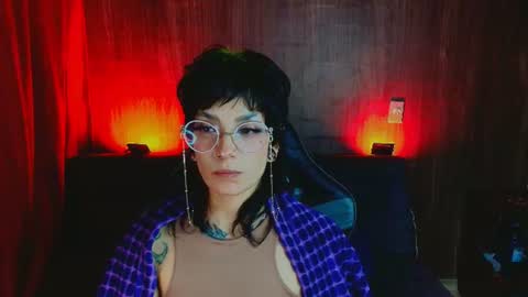 Snapshot of mamushka_ chatting on 07-09-26, 12:15 online show from 07-09-26, 12:15