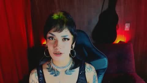 Snapshot of mamushka_ chatting on 07-15-26, 06:35 online show from 07-15-26, 06:35