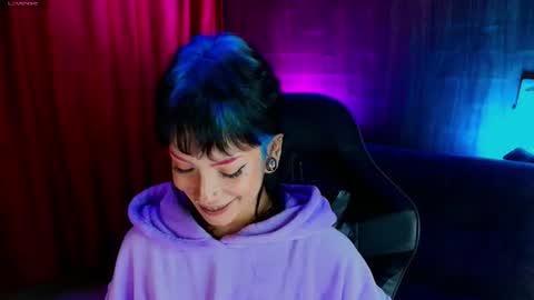 Snapshot of mamushka_ chatting on 08-01-26, 10:52 online show from 08-01-26, 10:52