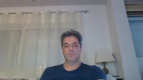 Snapshot of man211172 chatting on 02-01-26, 03:43 man211172 online show from 02-01-26, 03:43