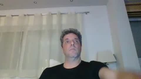 Snapshot of man211172 chatting on 02-08-26, 04:10 man211172 online show from 02-08-26, 04:10