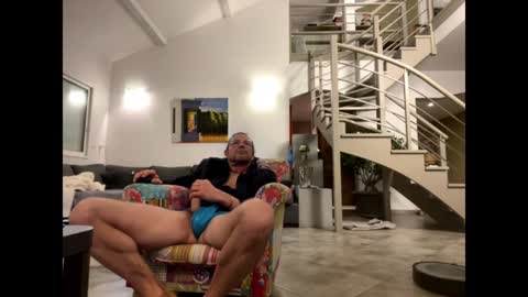 Snapshot of man38110 chatting on 01-09-25, 04:19 man38110 online show from 01-09-25, 04:19