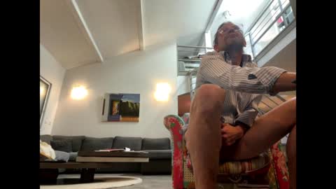 Snapshot of man38110 chatting on 01-12-25, 12:44 man38110 online show from 01-12-25, 12:44