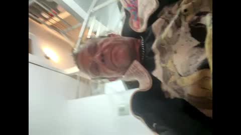 Snapshot of man38110 chatting on 02-02-25, 07:35 man38110 online show from 02-02-25, 07:35