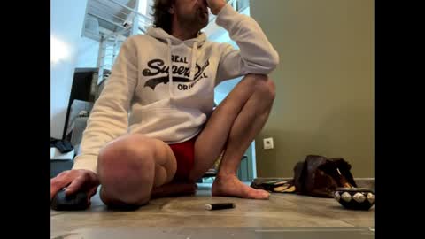 Snapshot of man38110 chatting on 02-15-25, 04:03 man38110 online show from 02-15-25, 04:03