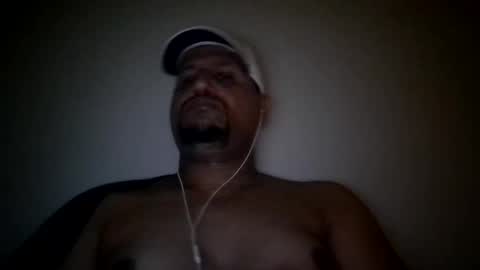 Man new online show from 03-08-25, 01:39