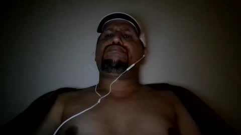 Man new online show from 10-12-25, 11:04