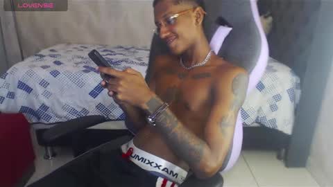 Snapshot of man_san11 chatting on 12-24-24, 04:19 man_san11 online show from 12-24-24, 04:19