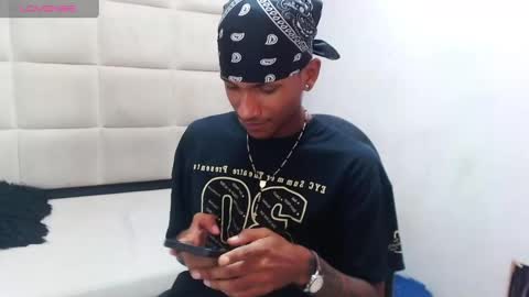 Snapshot of man_san11 chatting on 01-03-25, 03:12 man_san11 online show from 01-03-25, 03:12