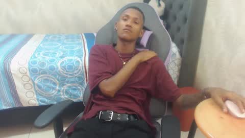 Snapshot of man_san11 chatting on 01-19-25, 04:14 man_san11 online show from 01-19-25, 04:14