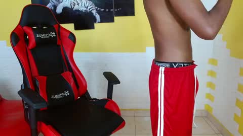 Snapshot of man_san11 chatting on 02-02-25, 05:37 man_san11 online show from 02-02-25, 05:37