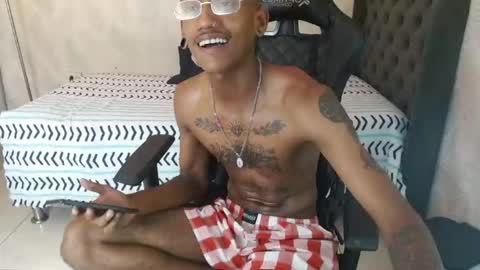 Snapshot of man_san11 chatting on 10-02-25, 04:14 man_san11 online show from 10-02-25, 04:14