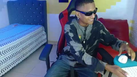 Snapshot of man_san11 chatting on 10-28-25, 03:36 man_san11 online show from 10-28-25, 03:36