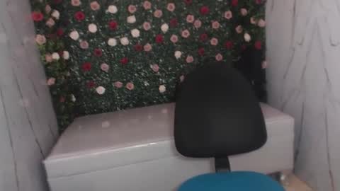 Snapshot of man_san11 chatting on 11-02-25, 05:48 man_san11 online show from 11-02-25, 05:48