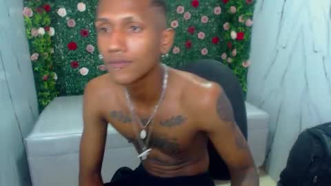 Snapshot of man_san11 chatting on 11-04-25, 05:01 man_san11 online show from 11-04-25, 05:01