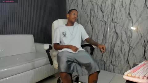 Snapshot of man_san11 chatting on 11-22-25, 03:11 man_san11 online show from 11-22-25, 03:11