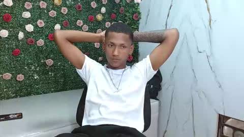 Snapshot of man_san11 chatting on 11-30-25, 04:00 man_san11 online show from 11-30-25, 04:00