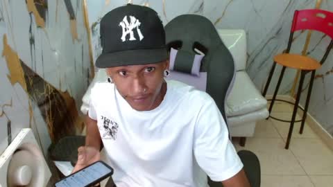 man_sant11 online show from 04-04-26, 02:47