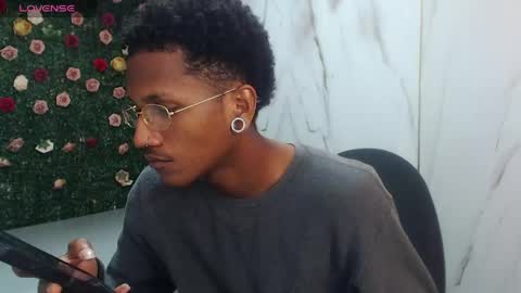 Snapshot of man_sant11 chatting on 04-18-26, 02:54 man_sant11 online show from 04-18-26, 02:54
