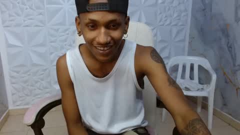 Snapshot of man_sant11 chatting on 05-08-26, 04:12 man_sant11 online show from 05-08-26, 04:12