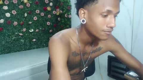 Snapshot of man_sant11 chatting on 05-27-26, 03:42 man_sant11 online show from 05-27-26, 03:42