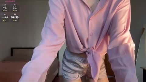 Snapshot of man_wo_man chatting on 03-08-25, 11:37 Ammy online show from 03-08-25, 11:37